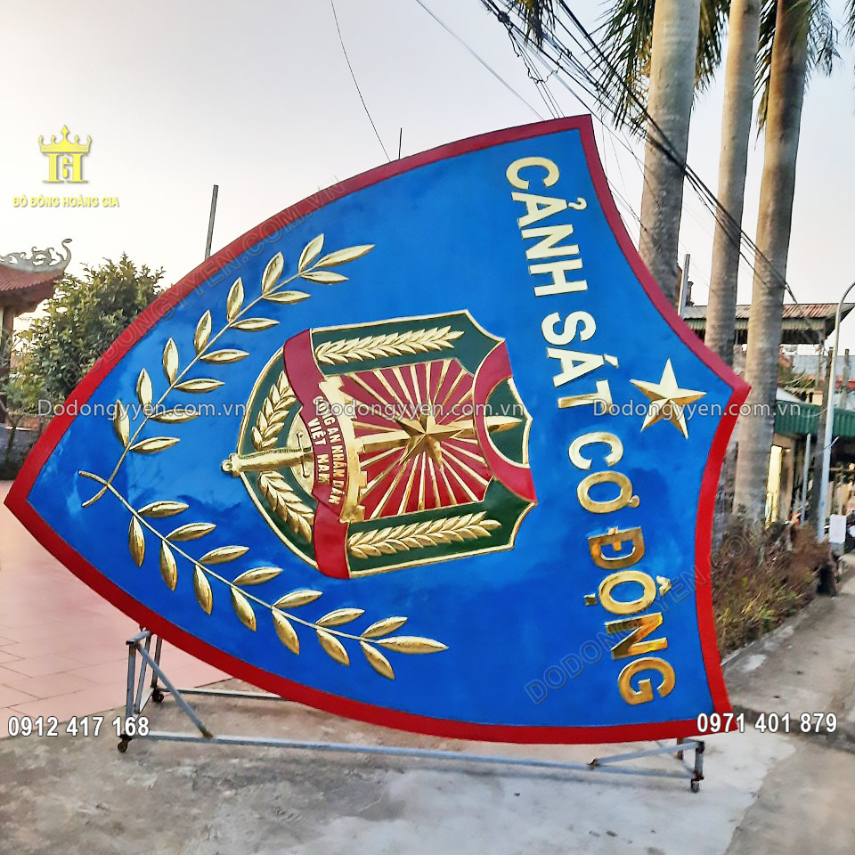 Mẫu huy hiệu cảnh s&aacute;t cơ động Việt Nam được chế t&aacute;c chuẩn mẫu